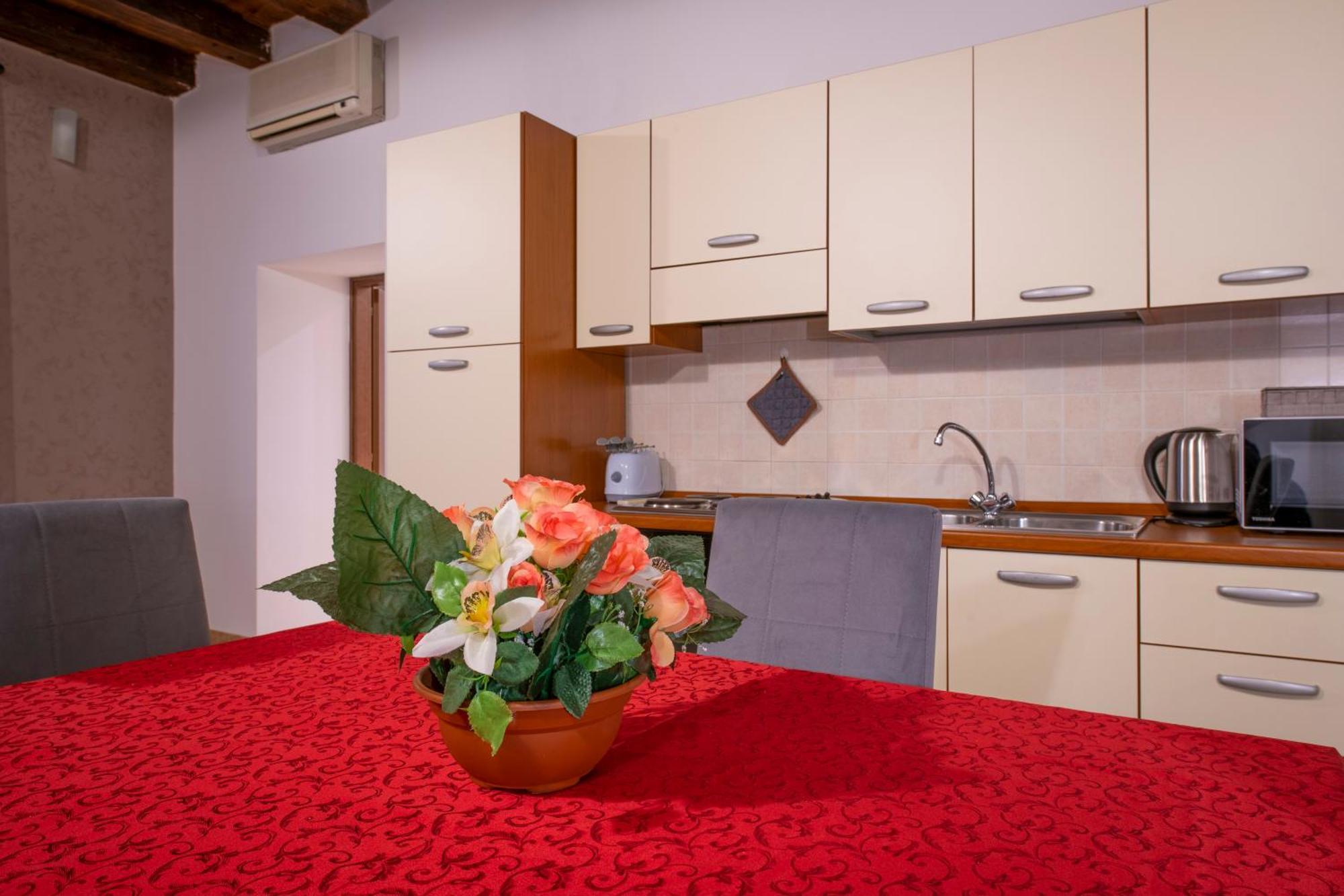 Arena Suite Mazzini Verona Centro Екстер'єр фото